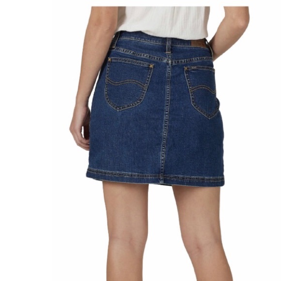 Lee Denim Skort Womens 18 M Beacon Blue Jean Skirt Short Fit Mid Rise - Picture 5 of 8